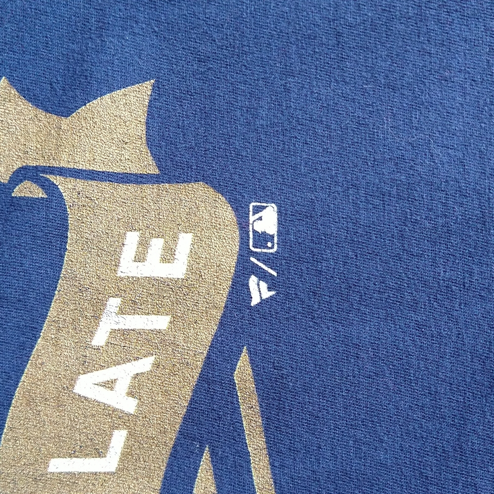 Ladies XL V- neck t-shirt Milwaukee Brewers ,Fanatics brand. - Picture 4 of 6